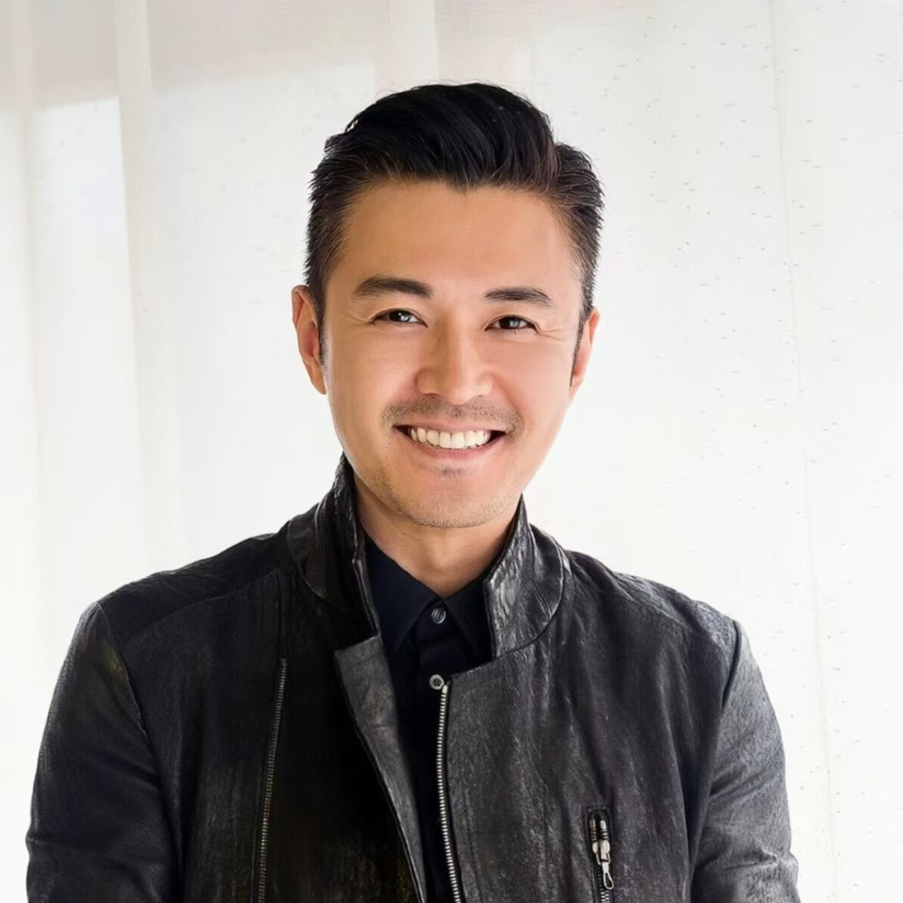 于谨维